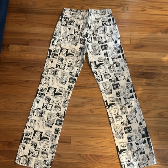 Reformation Jeans, high rise, long, newsprint. Women’s US size 28. Never worn - Picture 5 of 5